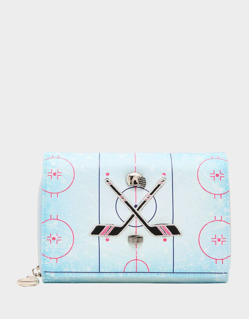 PUCKIN' AROUND WALLET ON CHAIN LIGHT BLUE